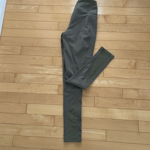 Gymshark Dreamy Mesh Leggings - Picture 7 of 10